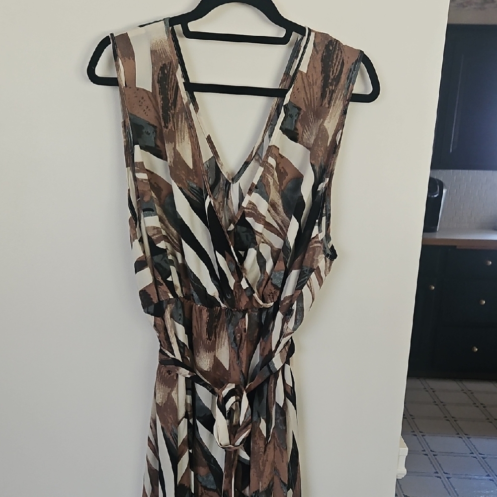 SHEIN Brown and Black Abstract Maxi Dress